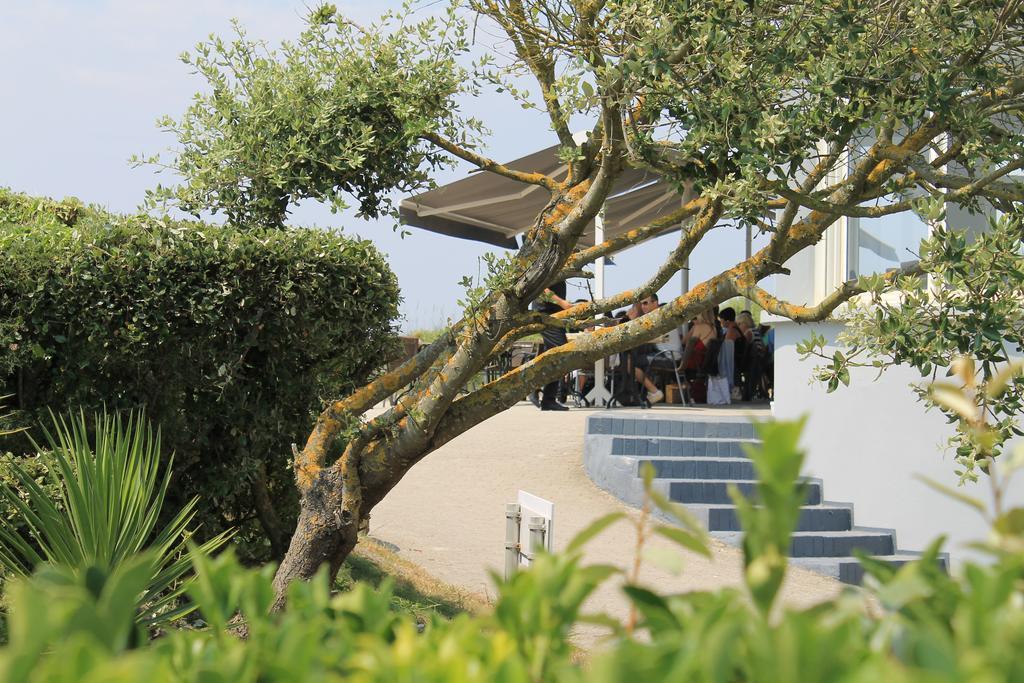 -- Hotel&Restaurant -- LES MOUETTES ----- Larmor Plage - Proche de LORIENT Exterior foto